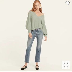 J Crew 9" MID-RISE DEMI-BOOT CROP JEAN IN ODETTE WASH size 35 (size 20)